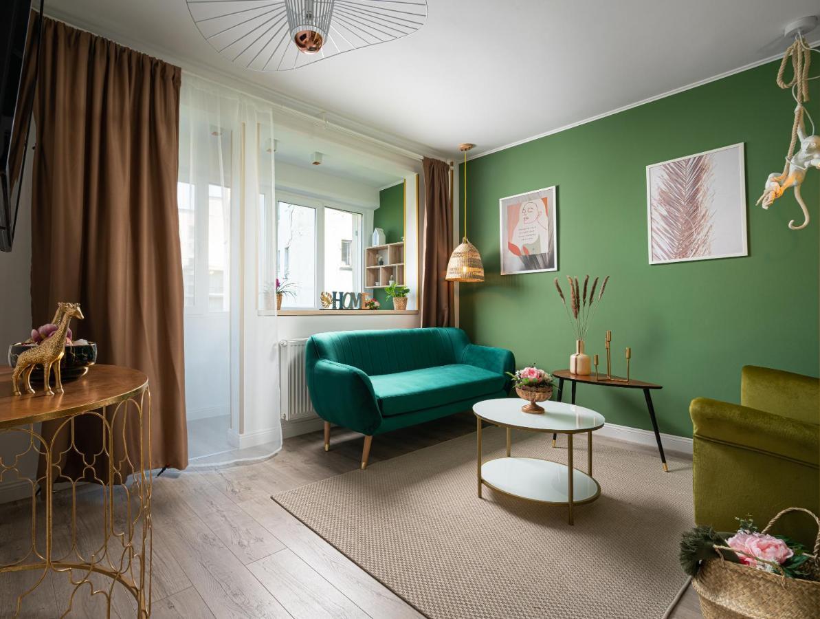 Appartement Amazon à Bucarest Extérieur photo