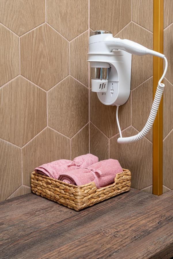 Appartement Amazon à Bucarest Extérieur photo
